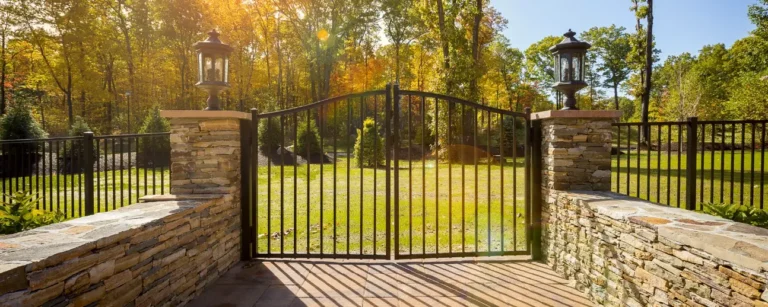 Greater Sacramento aluminum fence installation by Classic Fence Co