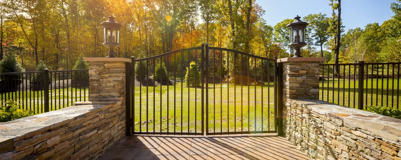 Greater Sacramento aluminum fence installation by Classic Fence Co